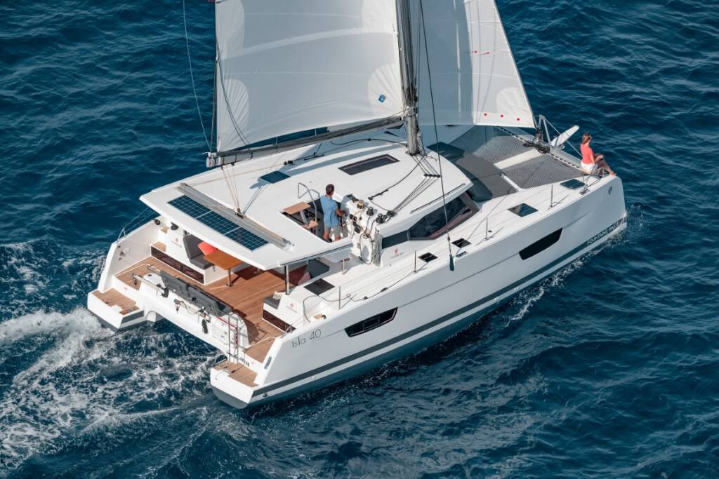 Discount Offer: Charter the Isla 40 "ANGELICA" Athenian Adventure