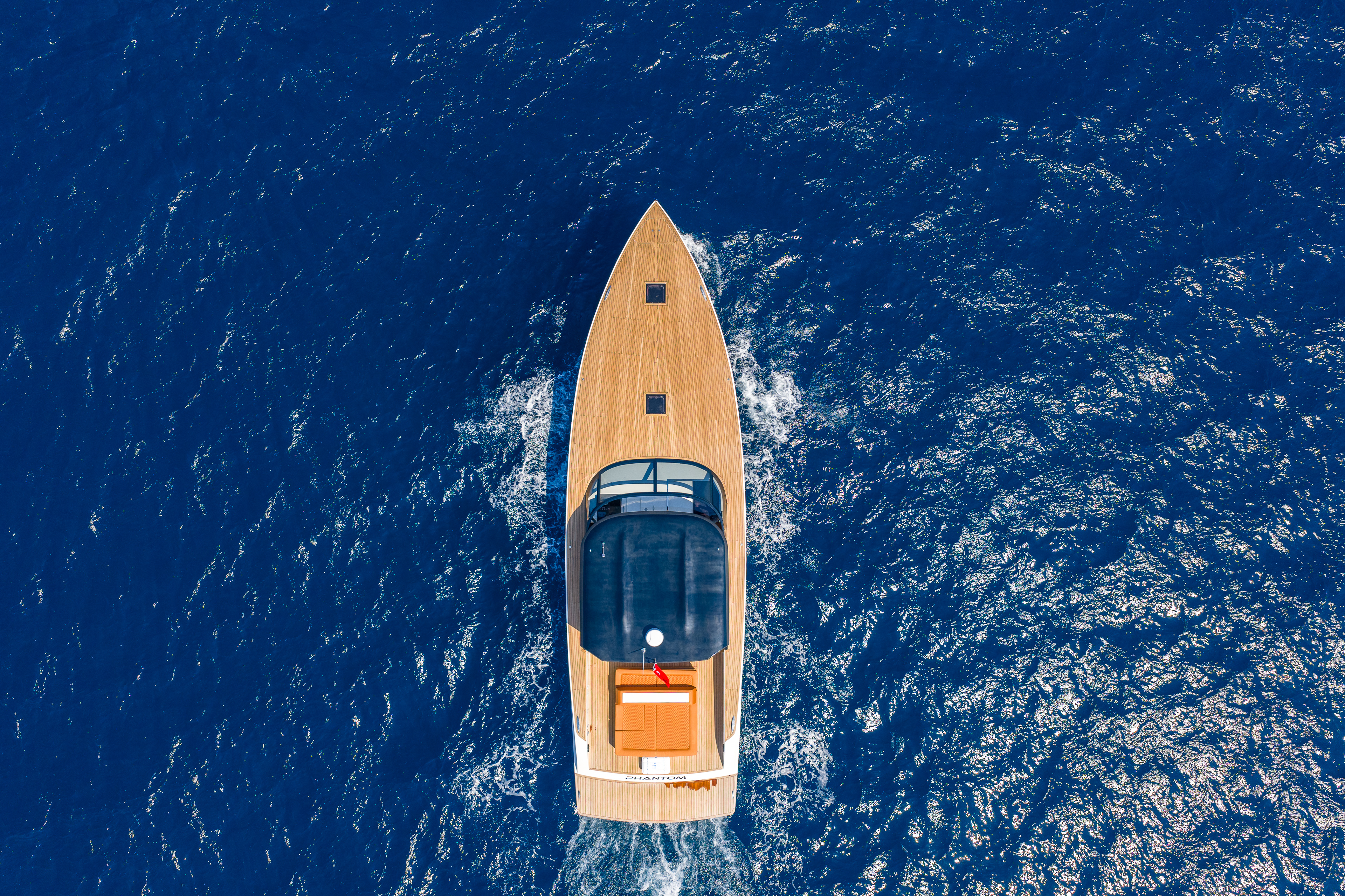 15% Early Booking Discount: Phantom