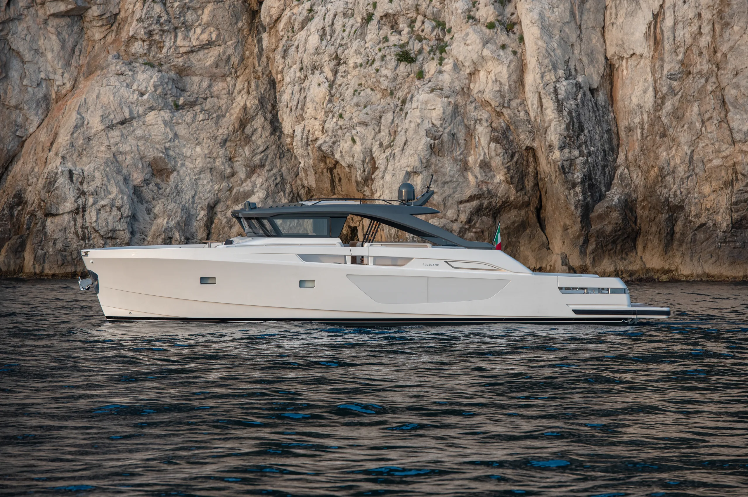 Special Summer Offer: Explore the Mediterranean with Luxurious Bluegame BG74 from Yacht Cloud's Portfolio