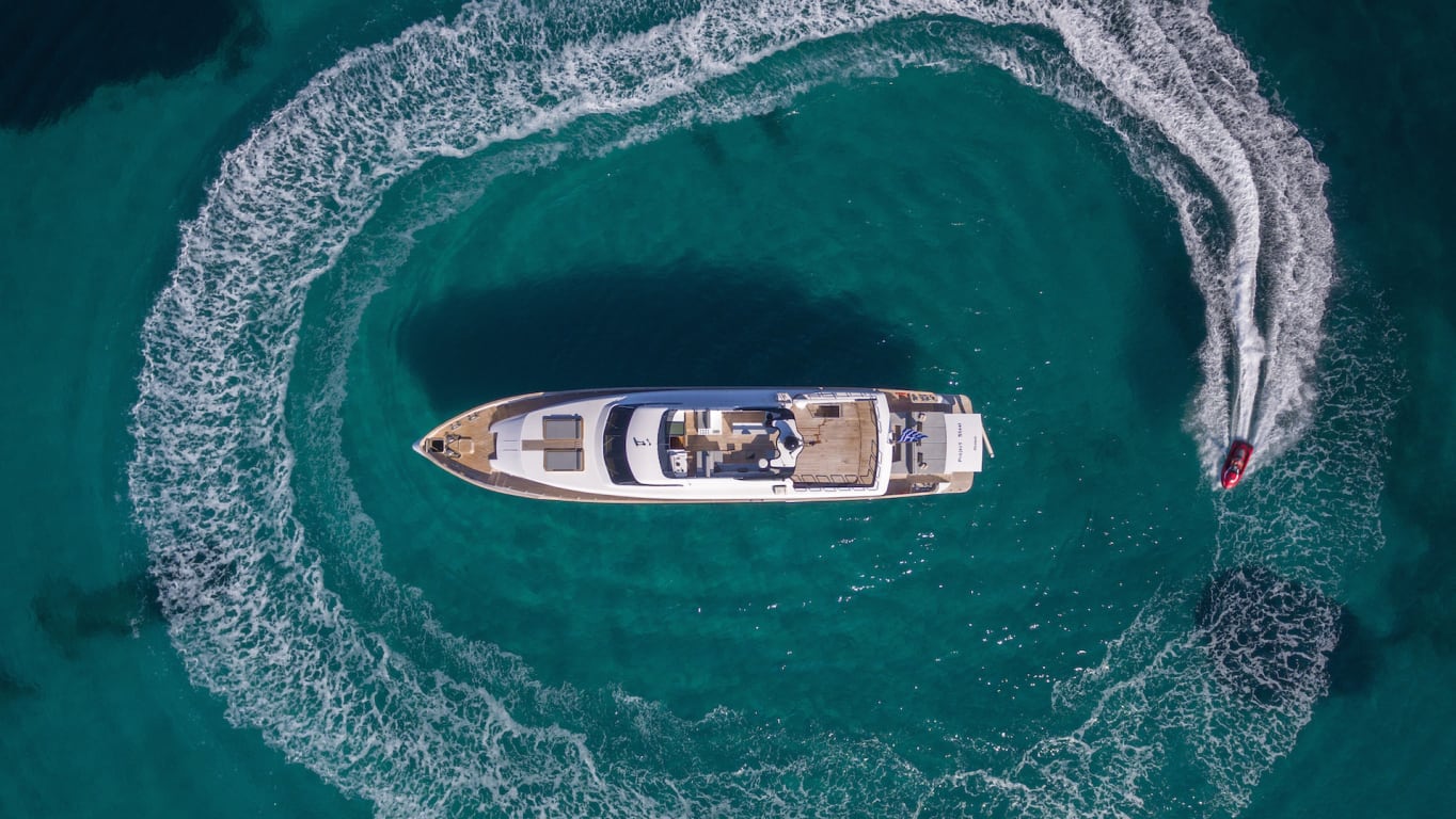 What to Expect on Your Private Yacht Charter