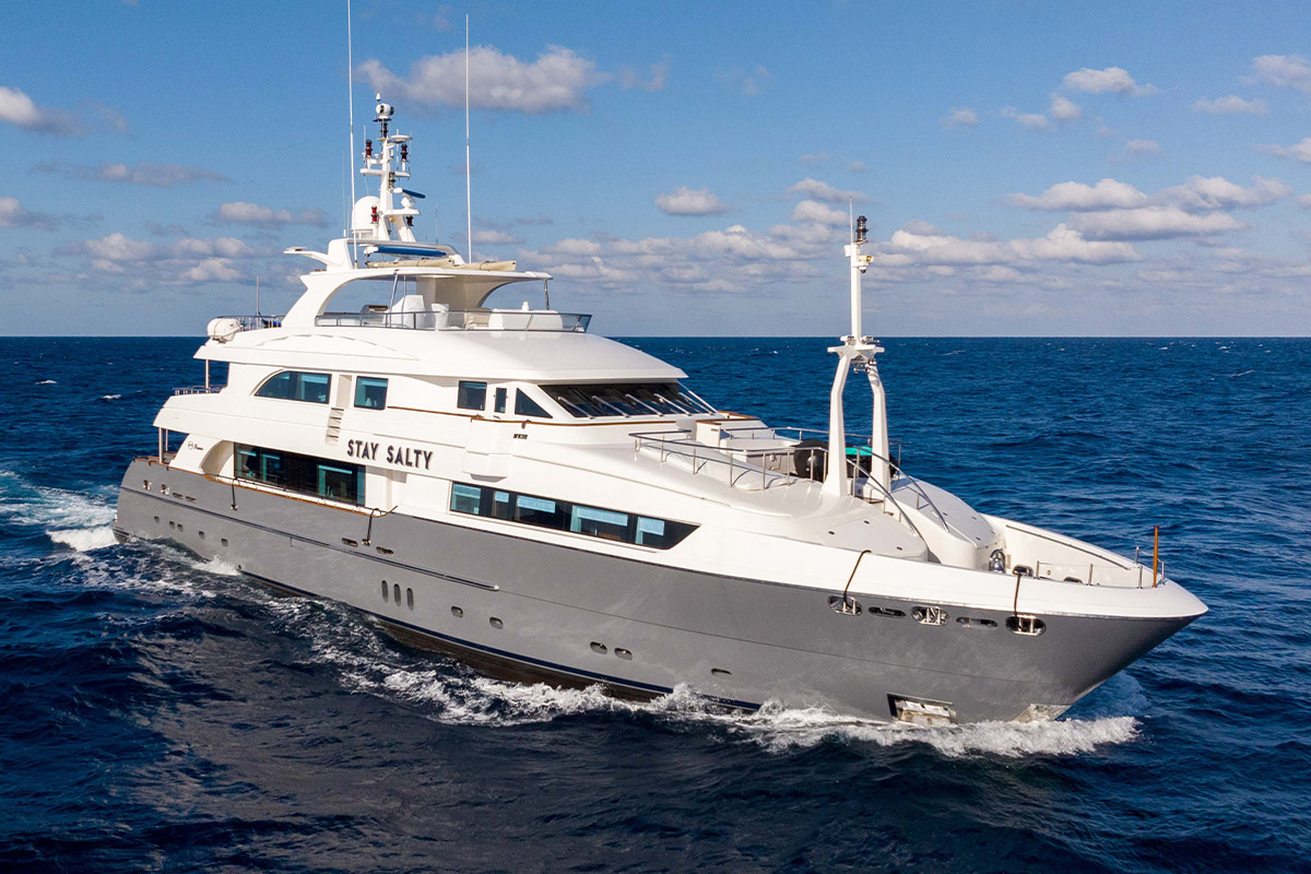 Experience Exclusive Luxury: Yacht Cloud's Summer Specials for 2025 Charters