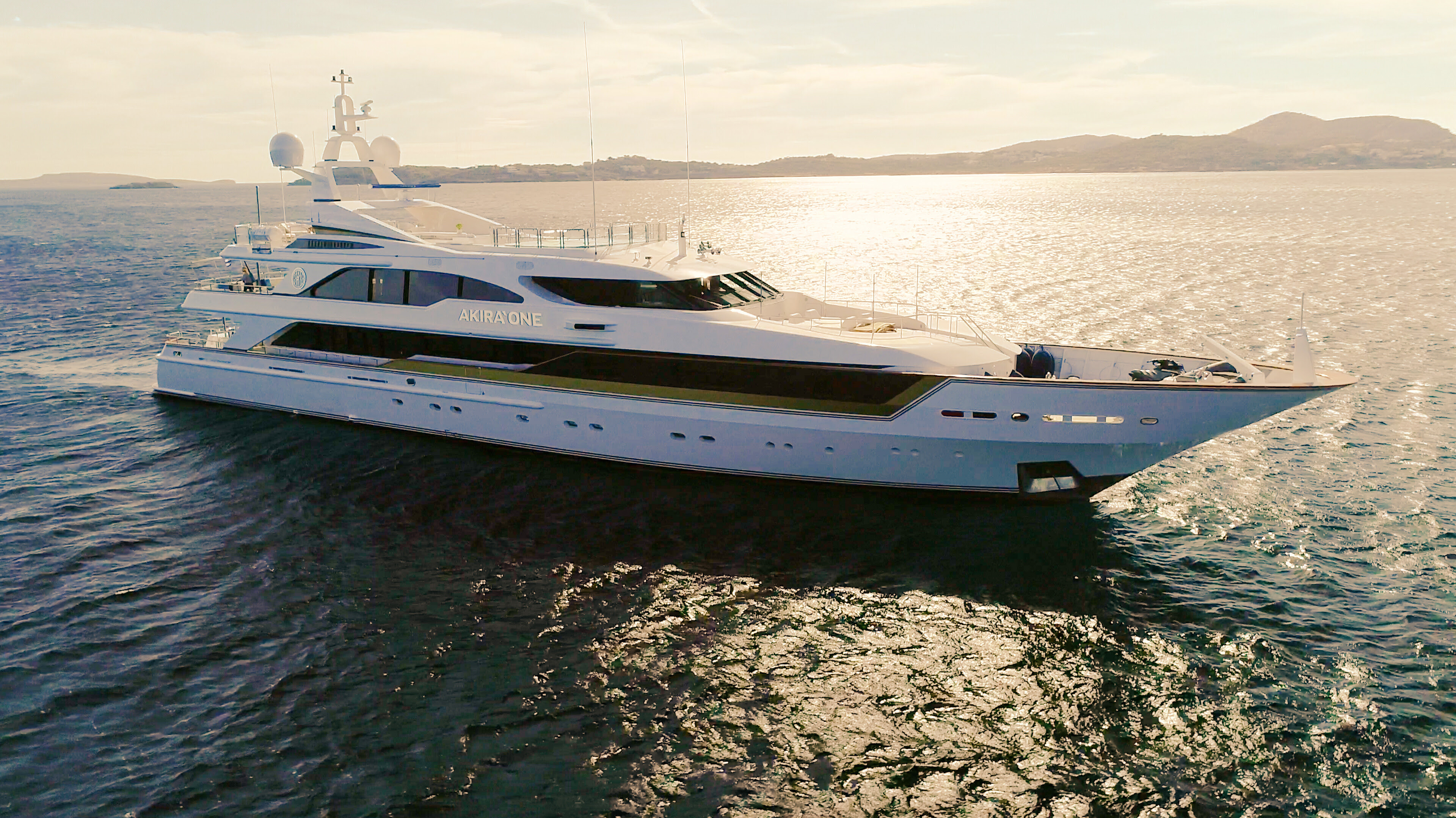 AKIRA ONE: Luxury Yacht Charter in Greece | 52m Benetti Summer 2025