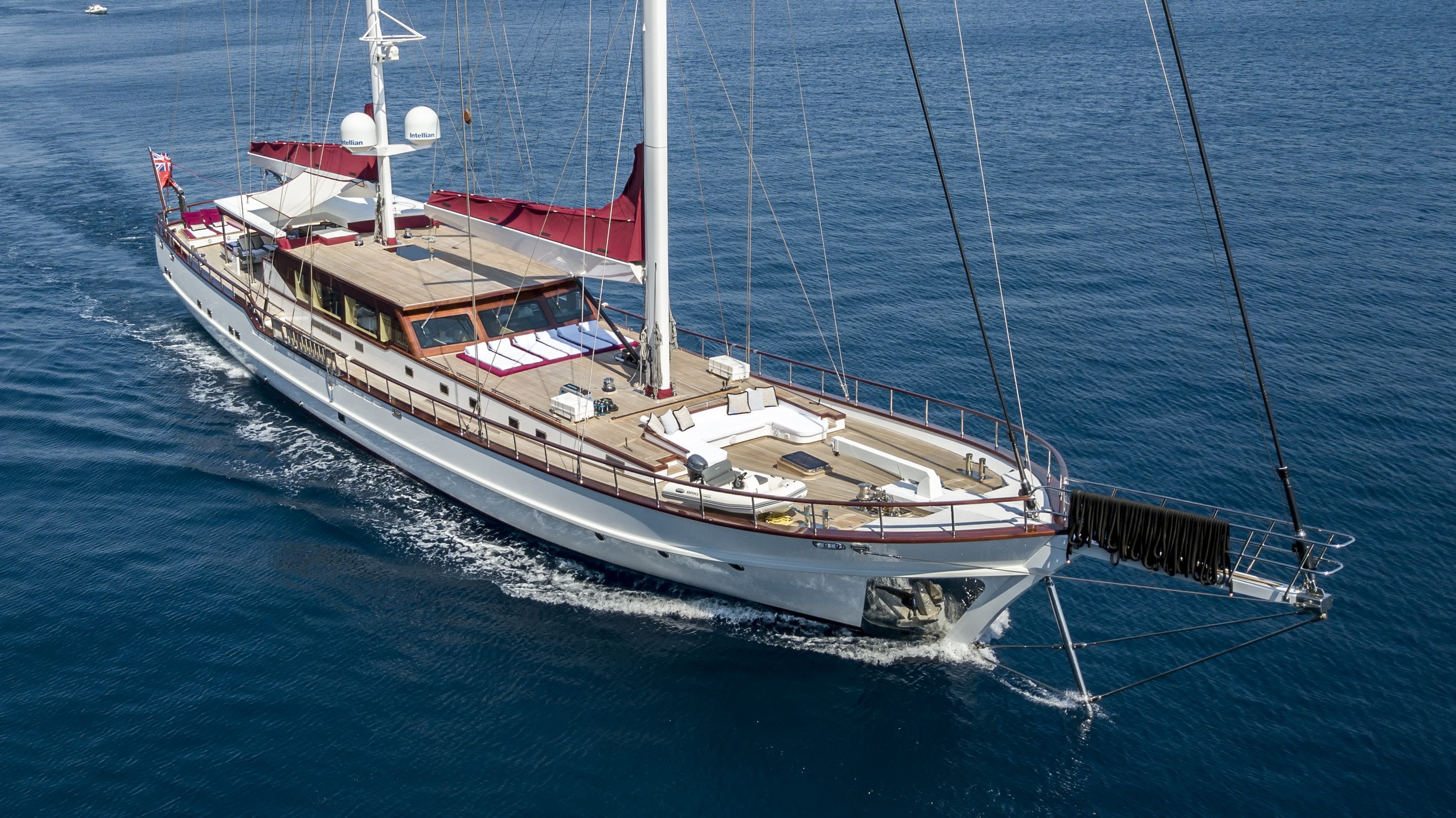 Introducing That’s Amore, a luxury 6-cabin gulet in the Greek Dodecanese, offering a perfect blend of style and comfort.