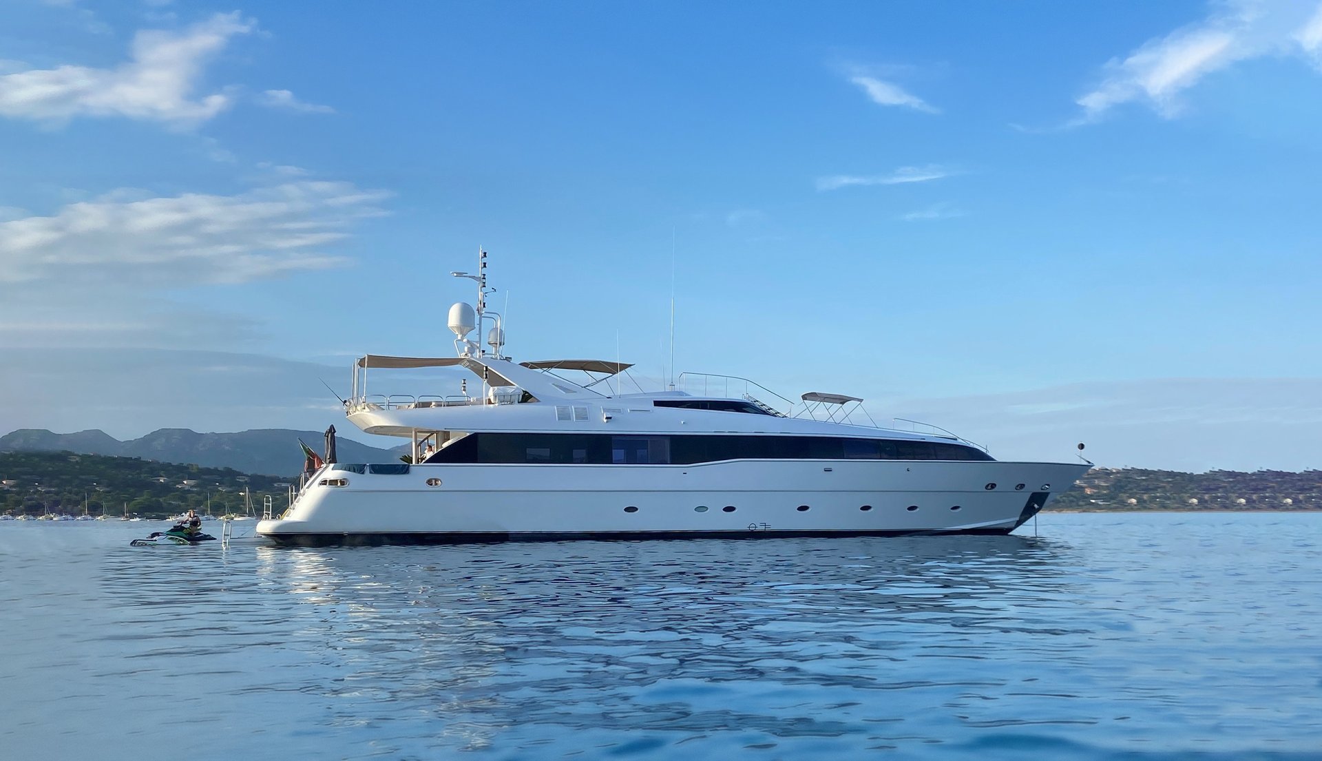 Offer: M/Y Brooklyn in Greece!