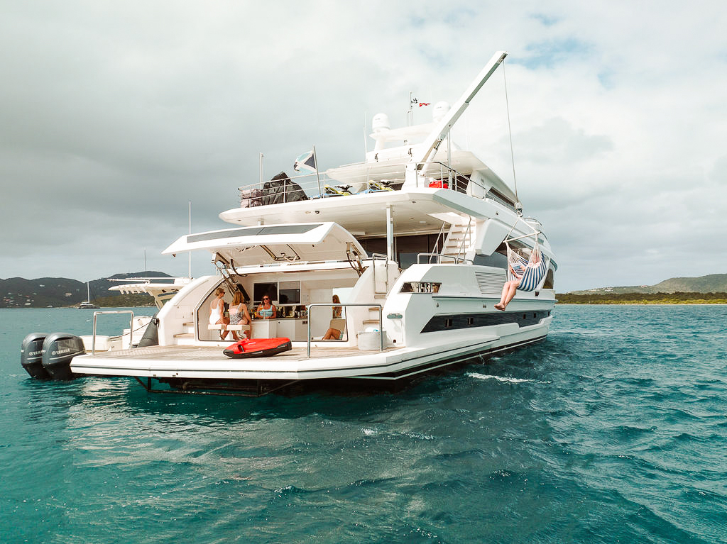 Charter the AQUA LIFE in the Bahamas