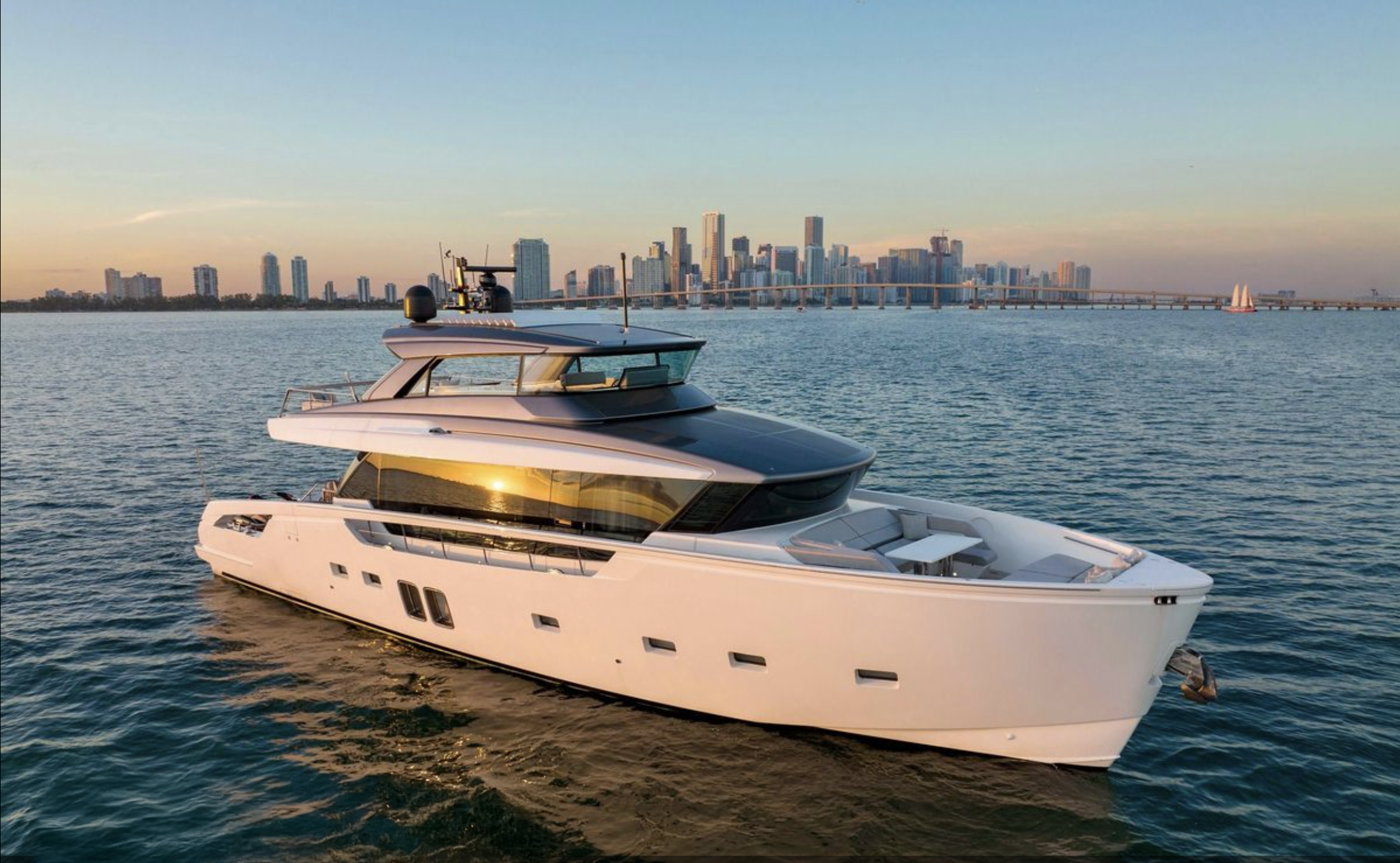 VASILIKI: Luxury 76ft Sanlorenzo Yacht | Bahamas Charters 