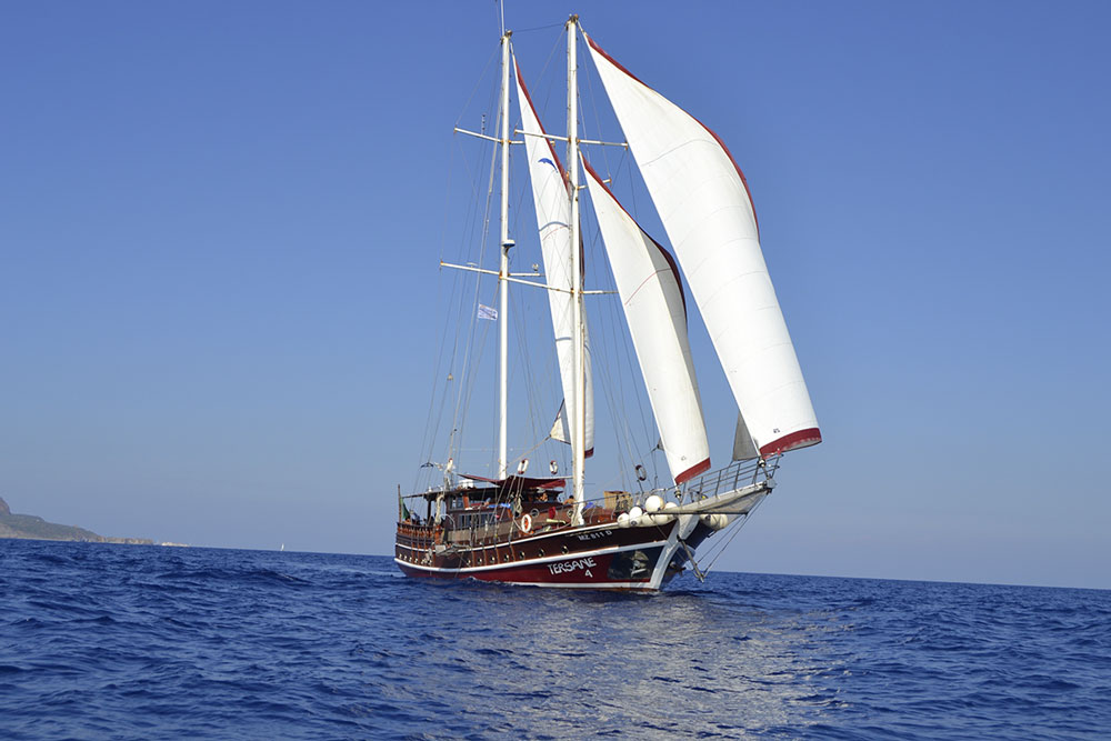 Experience Luxury with GULET TERSANE IV