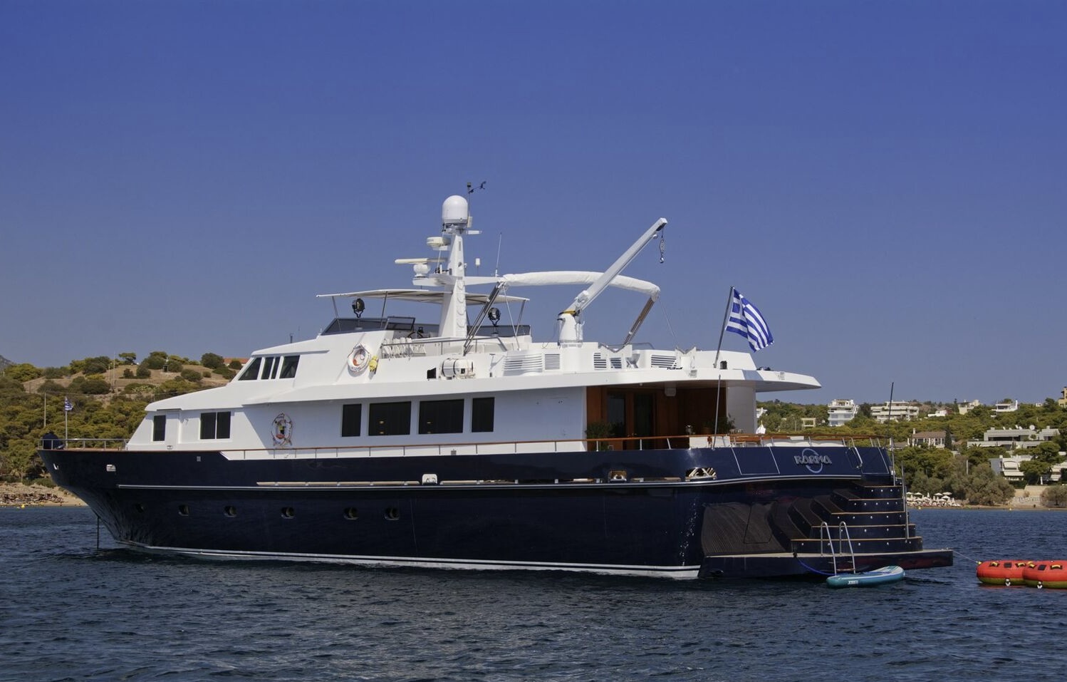 Charter M/Y KARMA: A Luxurious 30m PICCHIOTTI Yacht Experience in Greece