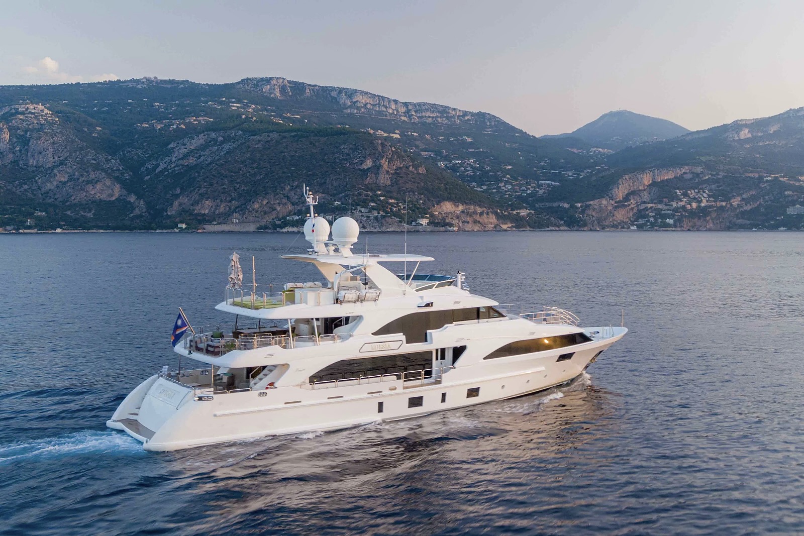 Experience Luxury at Sea with EDESIA – A Bespoke Benetti Journey