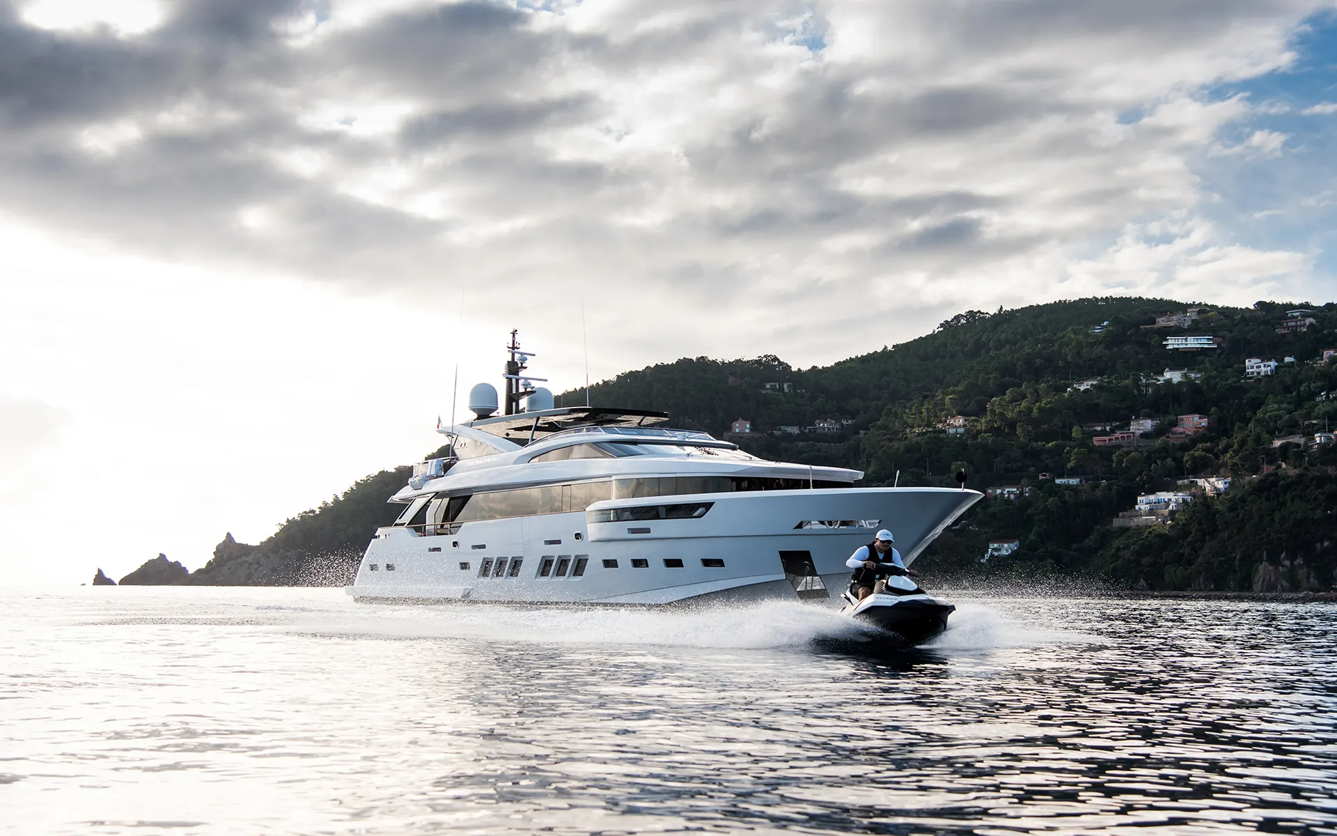M/Y SOULMATE: 20% Off Remaining 2025 Charters | Luxury Yacht in South of France, Italy & Croatia