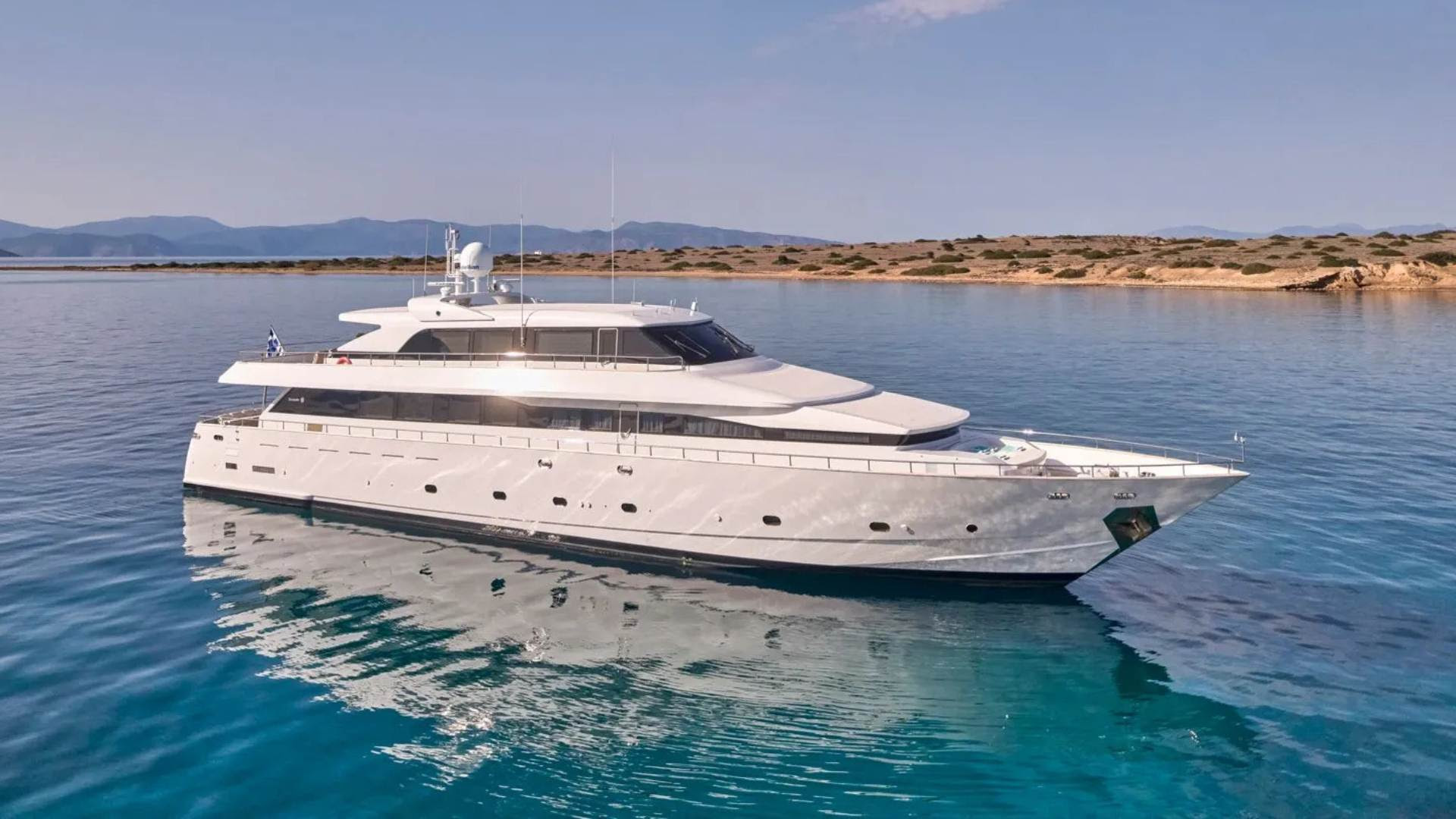 M/Y LET IT BE: Unforgettable Greek Island Hopping