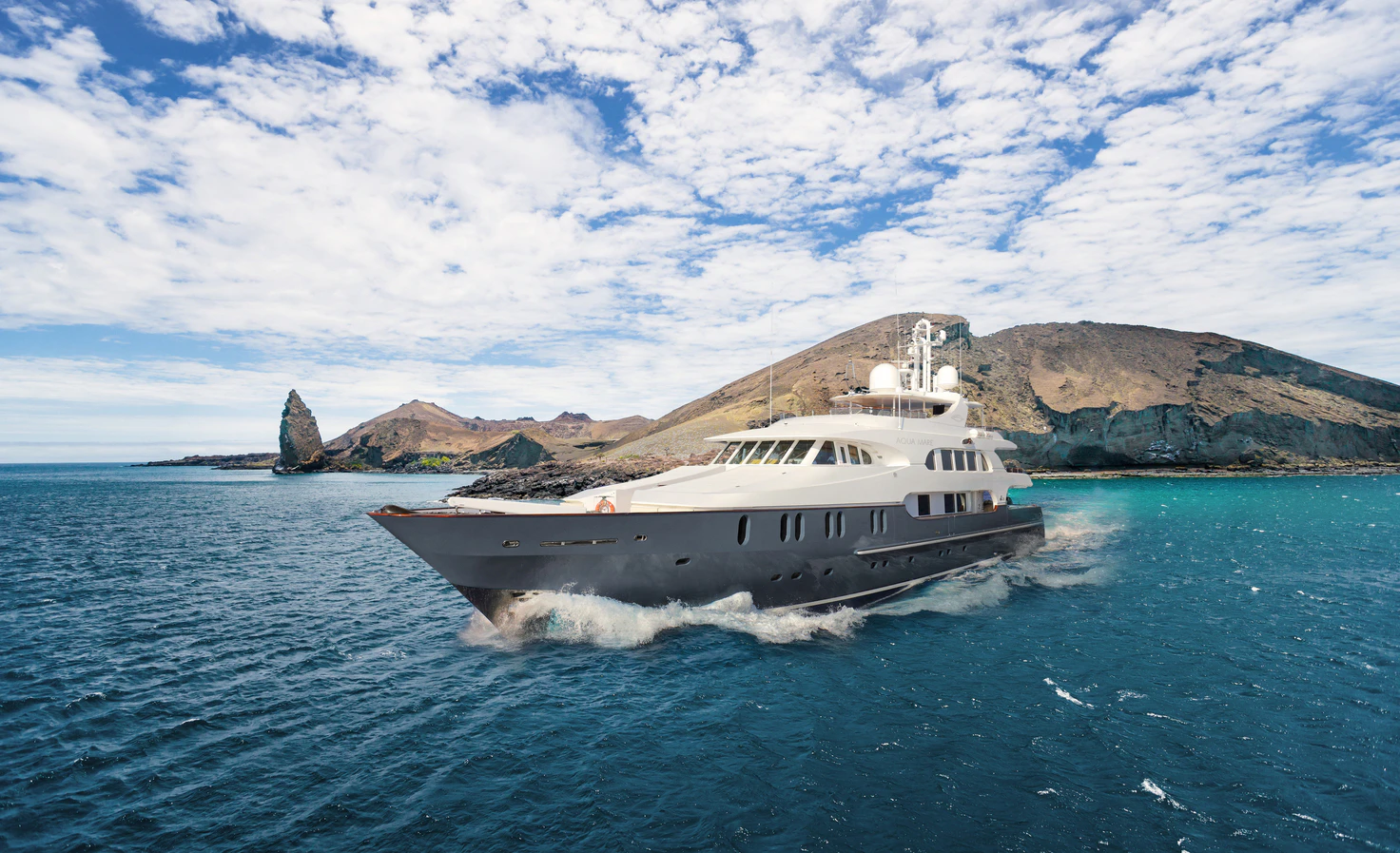 Special Offer: AQUA MARE Yacht closes 2025 Season with a Splendid Journey to East Galapagos