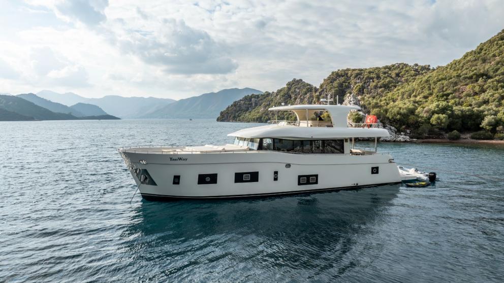 Embark on an Exclusive Voyage with TanWay Trawler