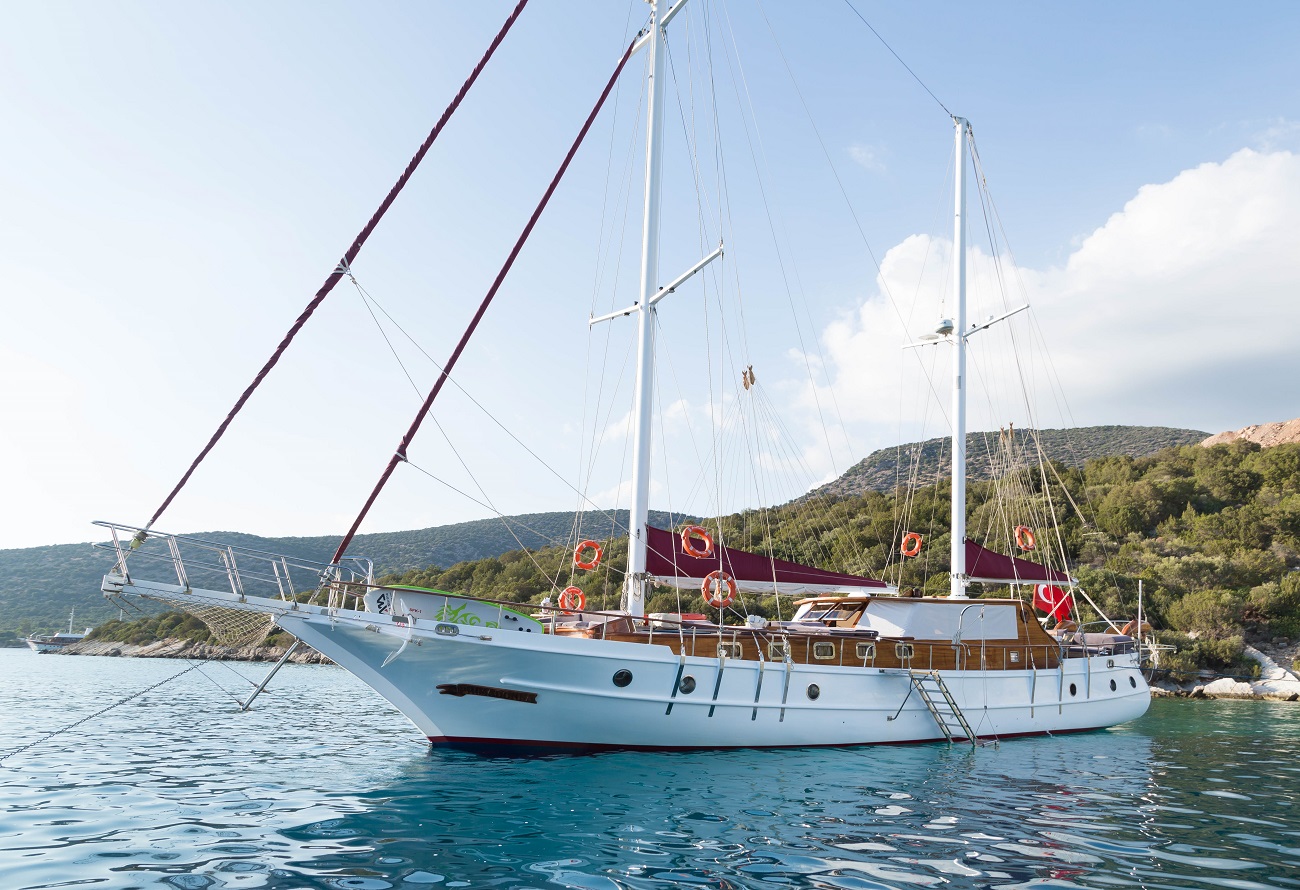 PRIMADONNA: Luxury 21m Sailing Yacht | Exclusive Turkish Coast Charters 2025