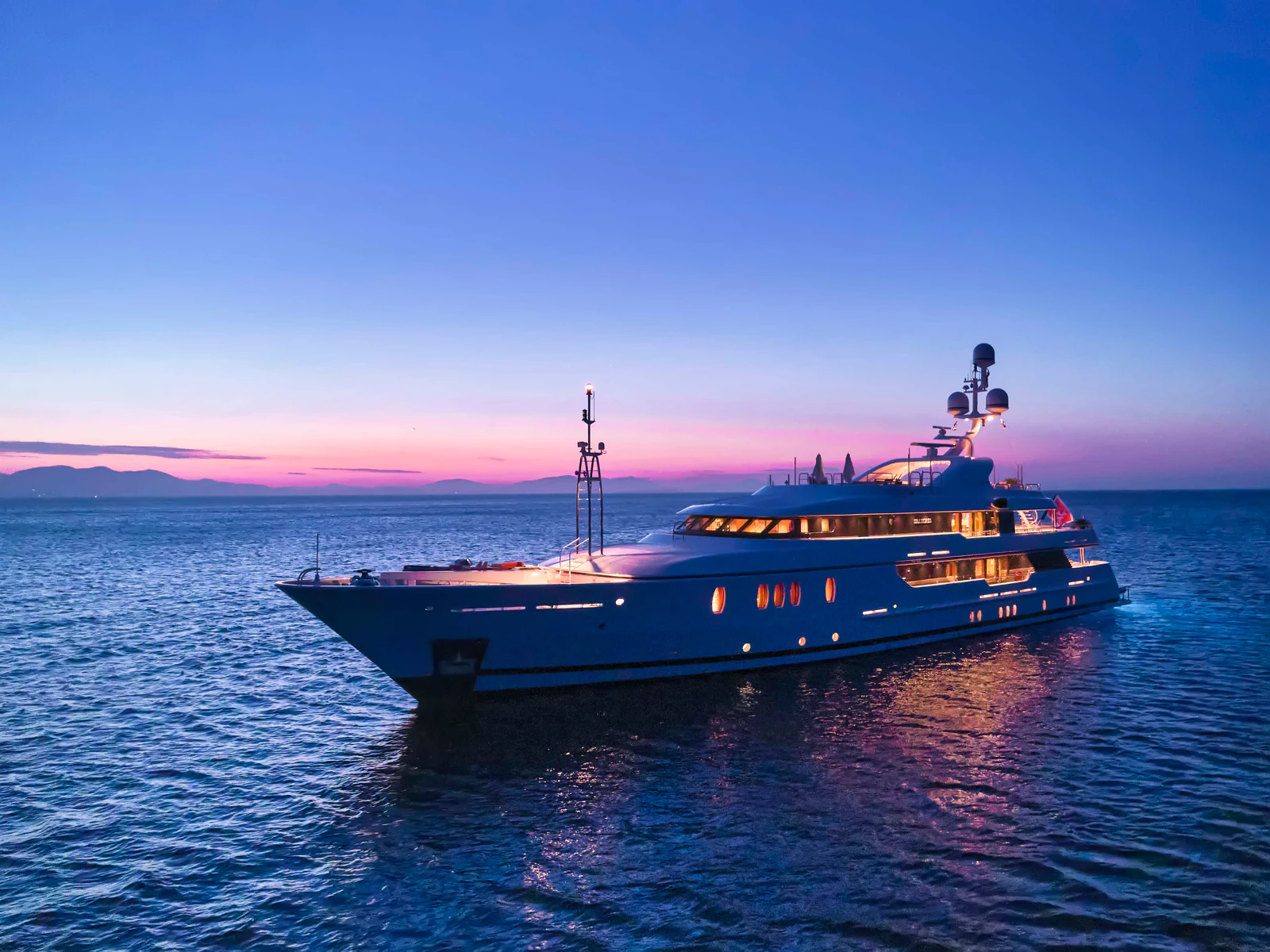 10% Discount : Refitted 53m Seahorse 