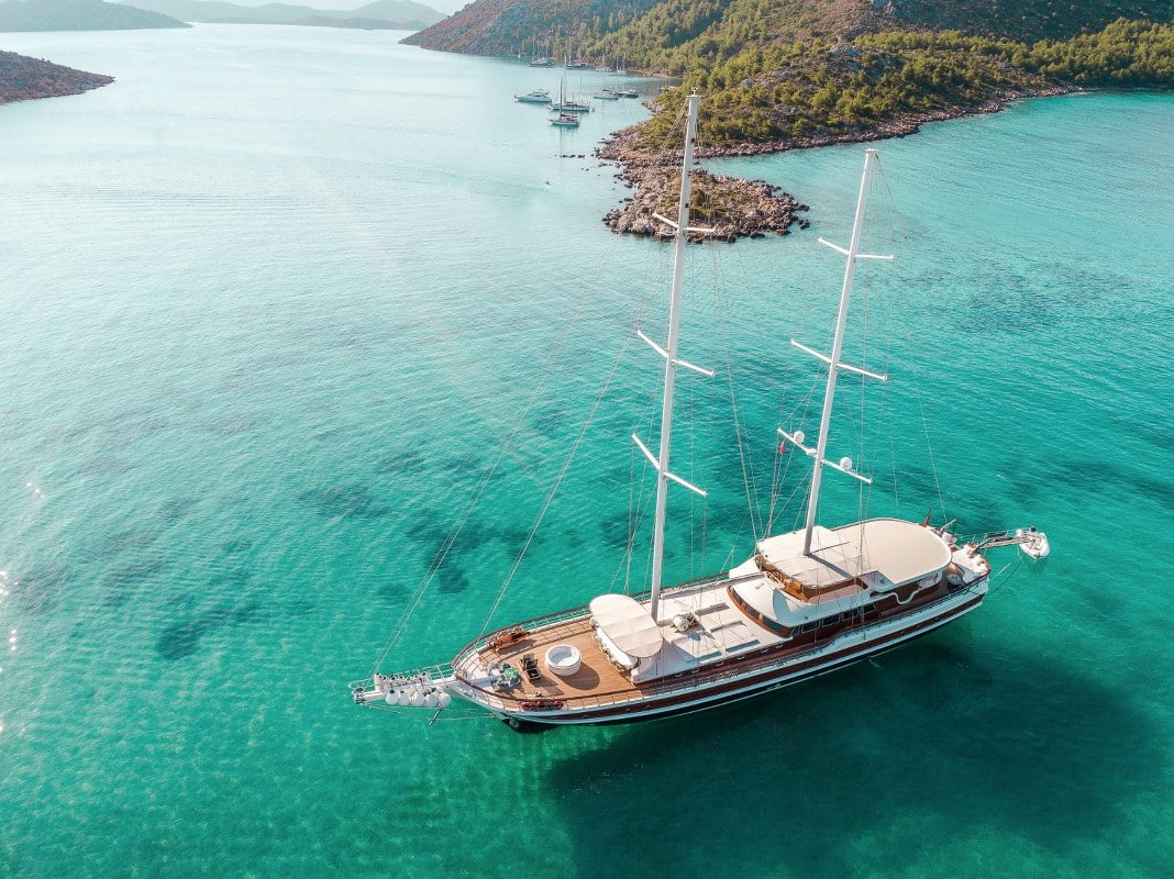 All Aboard: Tips for First-time Yacht Charter Guests