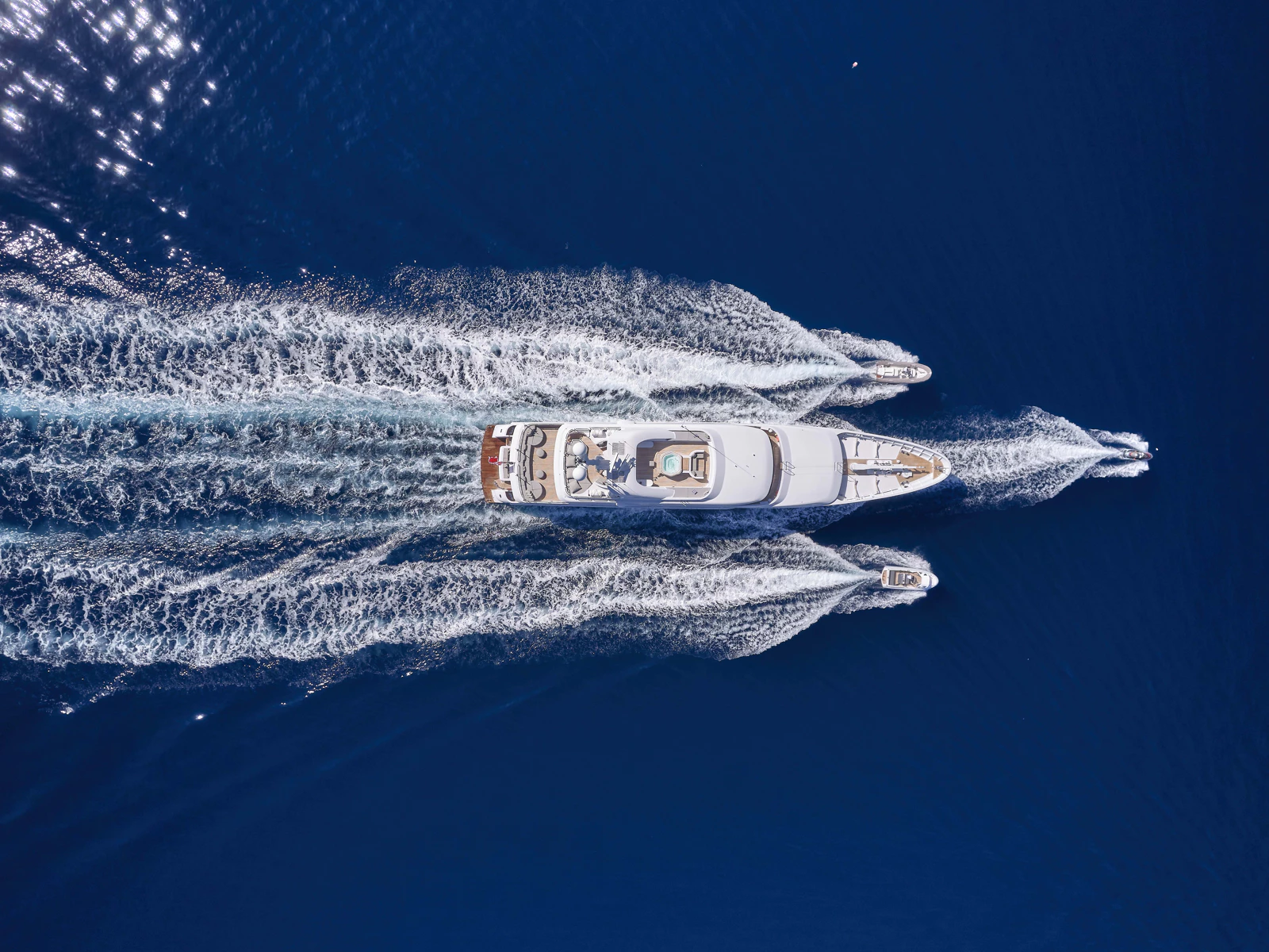 Discover Greece on the Timelessly Elegant JAZ