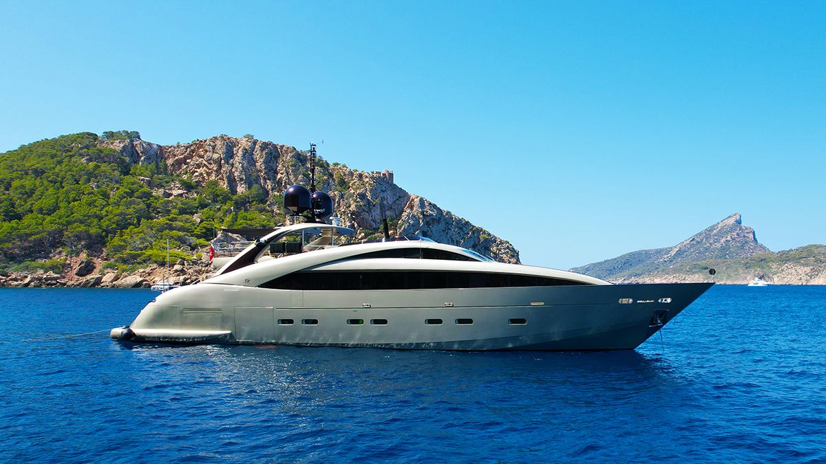 Luxury Aboard the Remarkable YCM 120 Superyacht