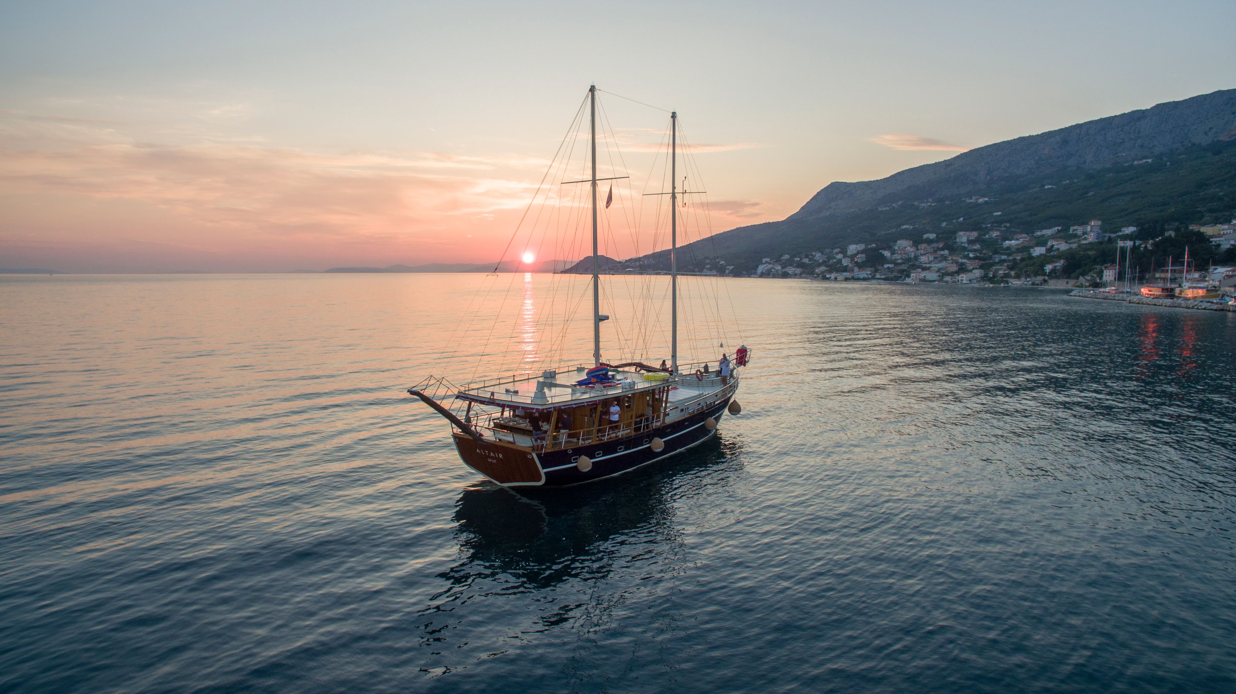 Discover the Dalmatian Coast Aboard Gulet Altair: An Adventure with Special Fall Discount