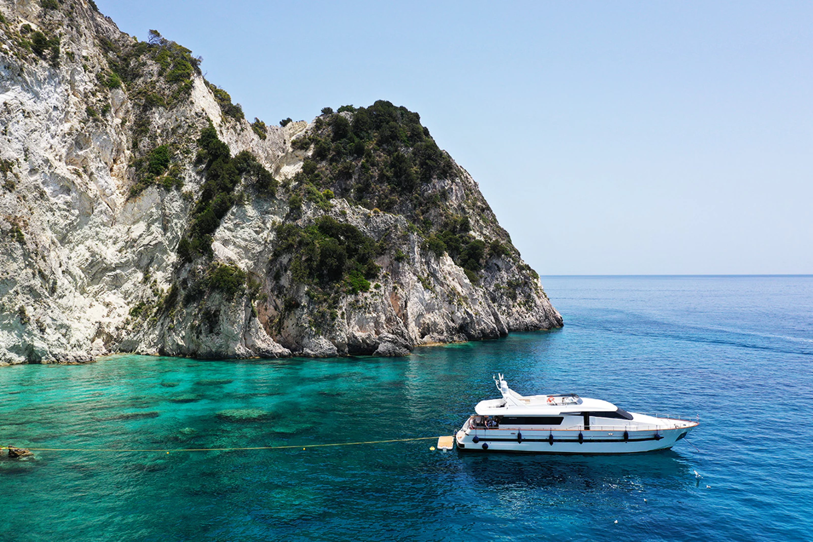 ACIONNA: Classic 26m Sanlorenzo | Greece Charters with Timeless Style & Refit 2019