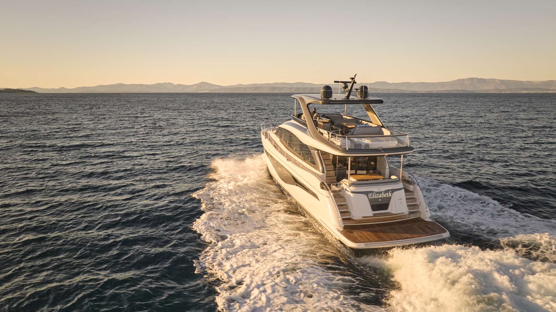 ELIZABETH: Luxury 22.5m Princess Y72 | 15% OFF June 3–18 in Croatia