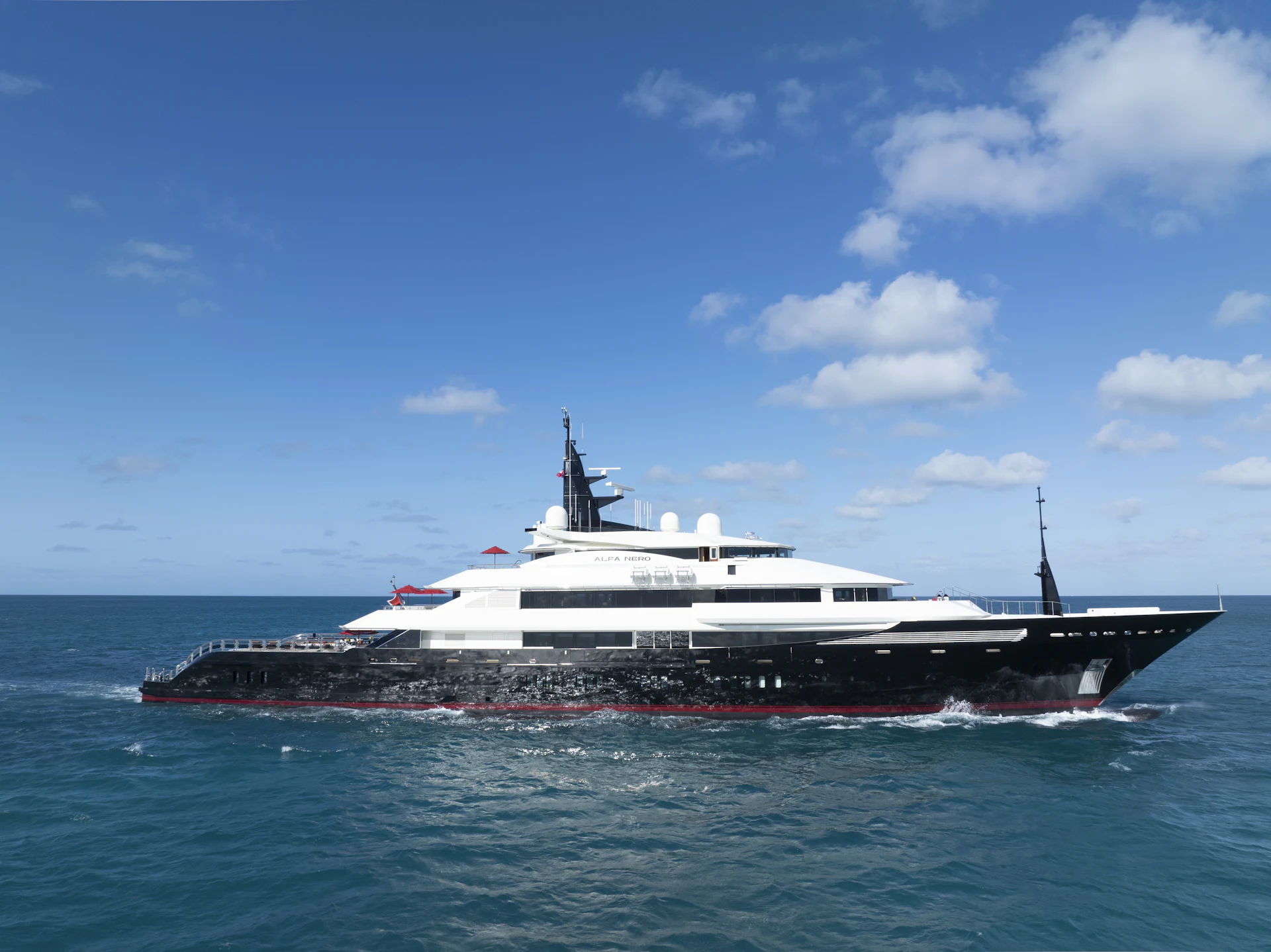Special Offer: Experience Superyacht Luxury with ALFA NERO & AXIOMA