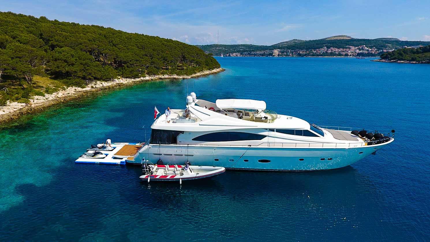 Charter the Refurbished Ferretti 880 MISS KATARIINA