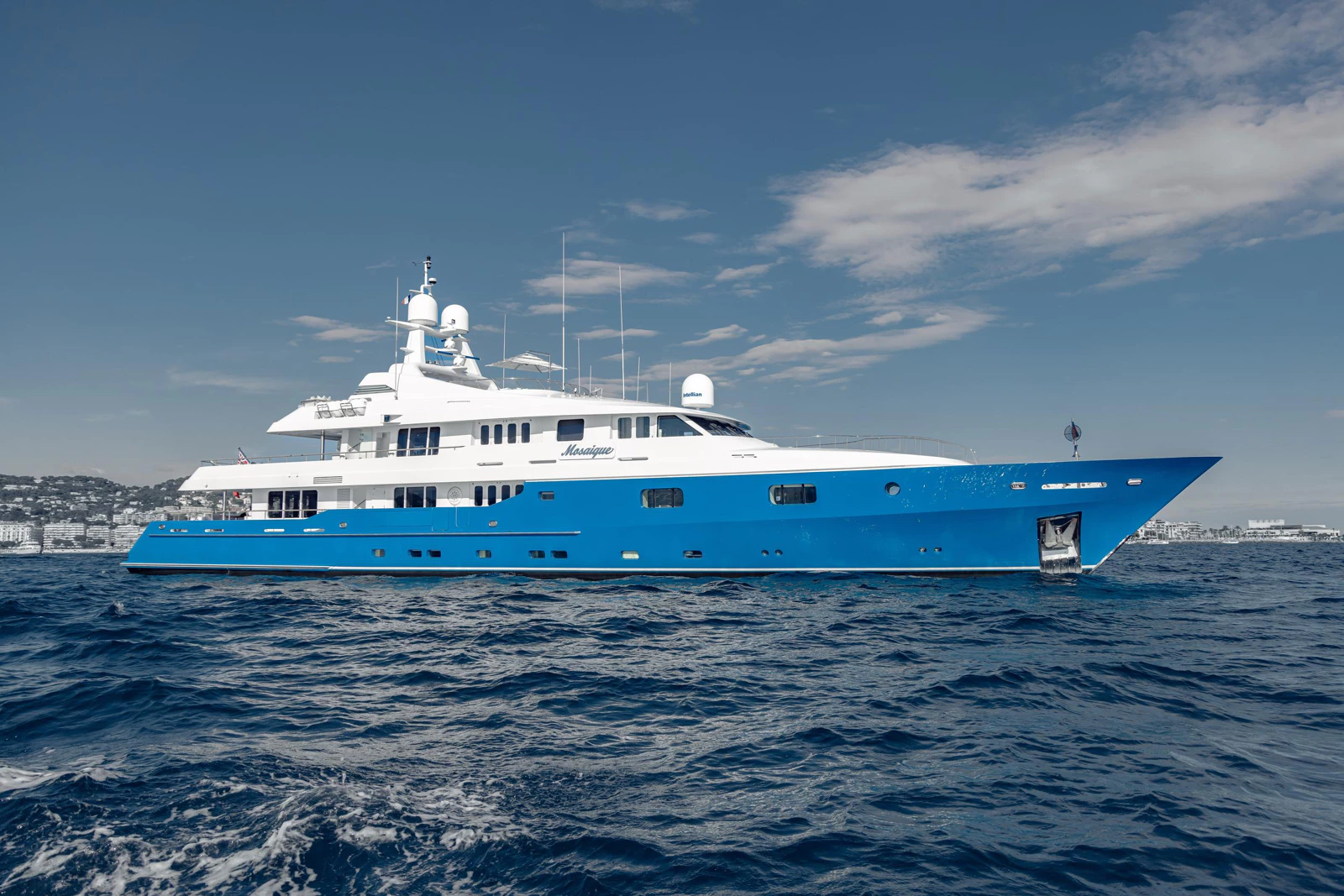 50m MOSAIQUE Yacht 
