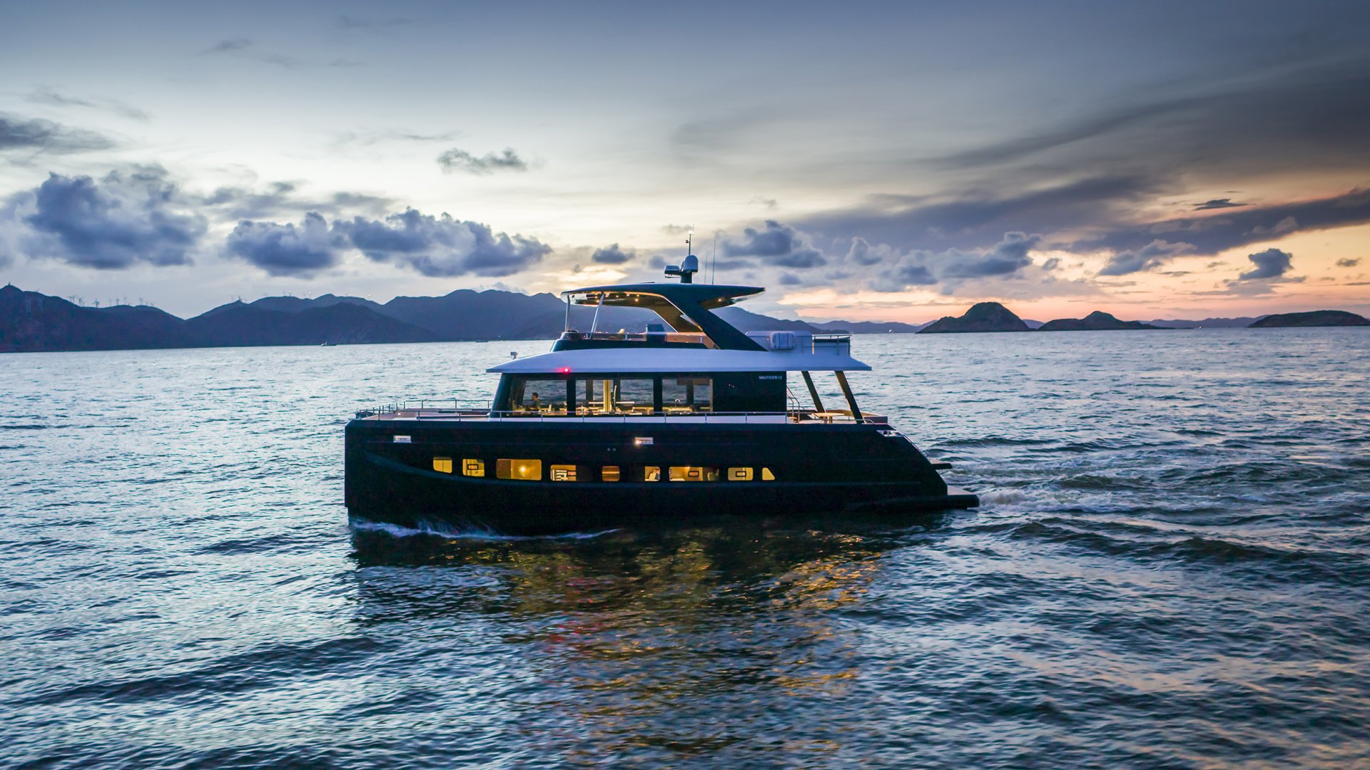 EVITA: A Brand-New Power Catamaran